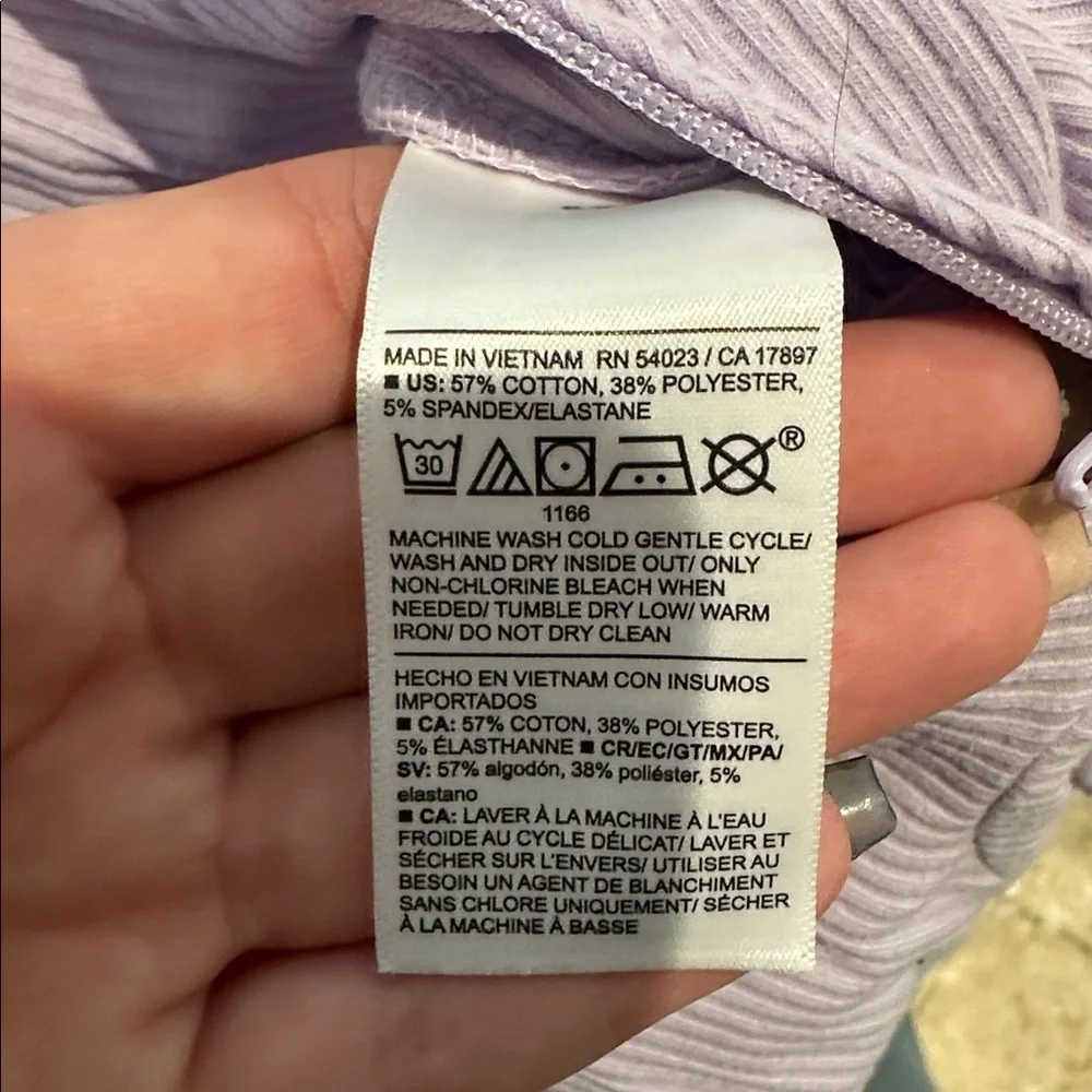 Old Navy Lavender Ribbed Footed One-Piece Size 6-9M